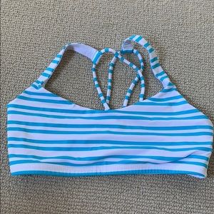 Lululemon sports bra